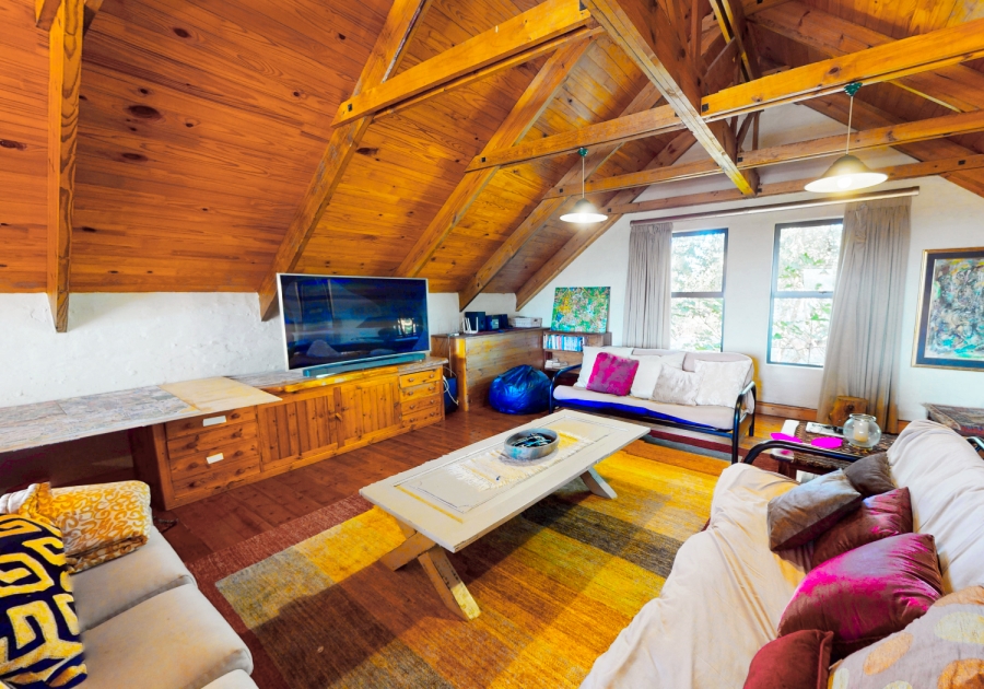 To Let 5 Bedroom Property for Rent in Rheenendal Western Cape